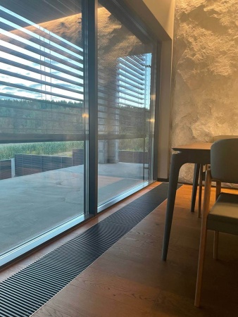 Конвектор внутрипольный с вентилятором